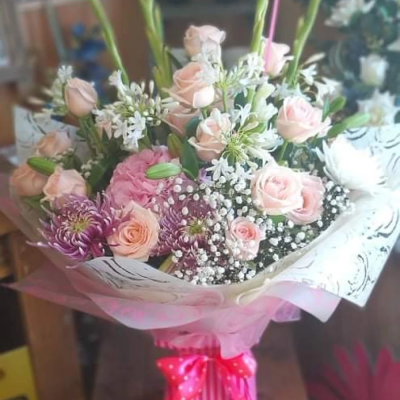 My princess - let’s make something extra special for the princess in your life .. soft sumptuous shades of delicate pinks presented in water