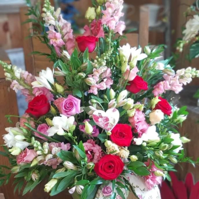 Pink romance - Romantic shades of pink and red for that special lady in your life